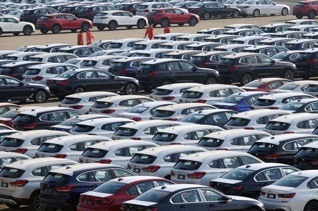 Xe nhập bắt đầu tăng tốc vào Việt Nam, dự báo thị trường xe hơi có thể nóng trở lại (Ảnh: Vietnamnet)