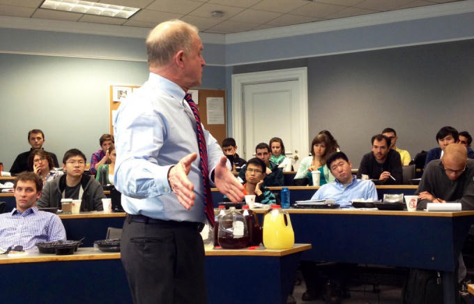 Tiền bạc là một trong số nguyên nhân giải thích cho sự thay đổi này.