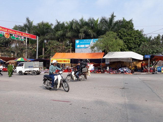 Lực lượng công an được tăng cường đảm bảo trật tự.