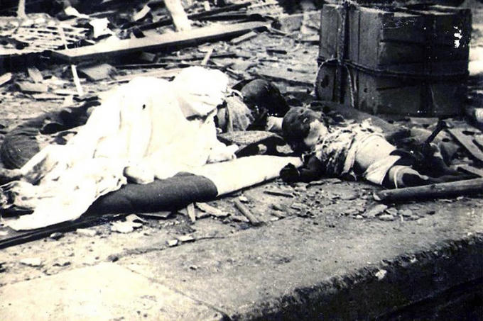 Hiroshima tang tóc...