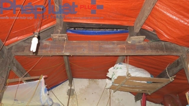 Hoàn cảnh gia đình cháu bé rất khó khăn, từ lọt lòng mẹ cháu mắc bệnh tim bẩm sinh  cả chị Soa anh Thành đã phải chạy vạy vay mượn khắp nơi để có tiền chữa bệnh cho con. Căn nhà của gia đình đã rách nát phải dùng bạt căng khắp nơi cho đỡ dột.