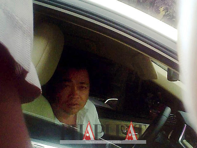 Nơi giấu tiền khó ngờ của tài xế taxi dỏm