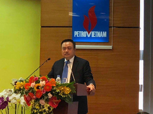 Tân Chủ tịch PVN cam kết sẽ cùng ban lãnh đạo PVN tập trung chỉ đạo sản xuất, kinh doanh, hoàn thành nhiệm vụ Thủ tướng giao.