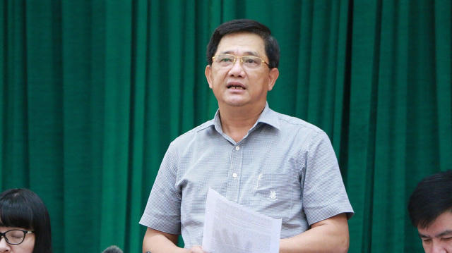 Tại buổi giao ban Thành ủy Hà Nội chiều 25/9, ông Phạm Xuân Tiến, Phó Giám đốc Sở GD&ĐT Hà Nội cho biết, các trường không đủ năng lực để tự thực hiện sữa học đường. (Ảnh: Đ.T)