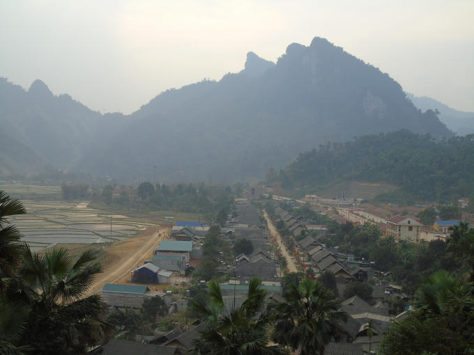 Những năm gần đây, huyện Lâm Bình đã cho khôi phục các lễ hội truyền thống như Lễ hội Lồng Tông xã Thượng Lâm, Lăng Can; lễ hội nhảy lửa của đồng bào dân tộc Pà Thẻn xã Hồng Quang. Các lễ hội của Lâm Bình mang đậm màu sắc dân gian độc đáo đã thu hút đông đảo du khách trong và ngoài tỉnh vào những dịp đầu xuân. Ảnh: Quách Đương