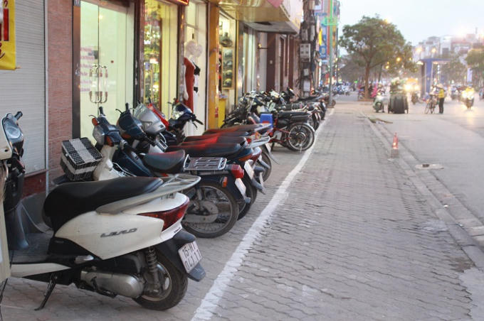 Khu vực đường Phạm Ngọc Thạch, trước đây là nơi tập trung rất nhiều hàng quán nhưng nay vỉa hè ở đây đã thông thoáng, sạch đẹp.