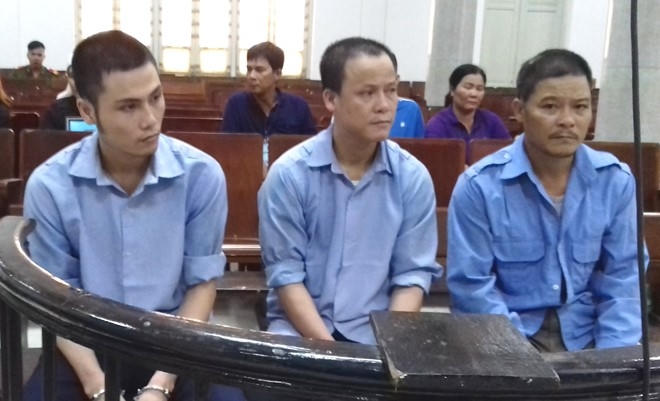 Các bị cáo tại phiên tòa.