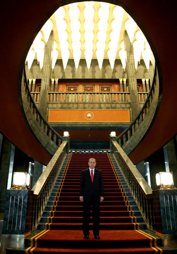 Dù trước khi xây dựng, ông Erdogan đã khẳng định sẽ chỉ dùng nguyên liệu trong nước nhưng các hầu hết các nguyên liệu để làm tòa dinh thự được nhập từ nước ngoài. (Ảnh: AP)