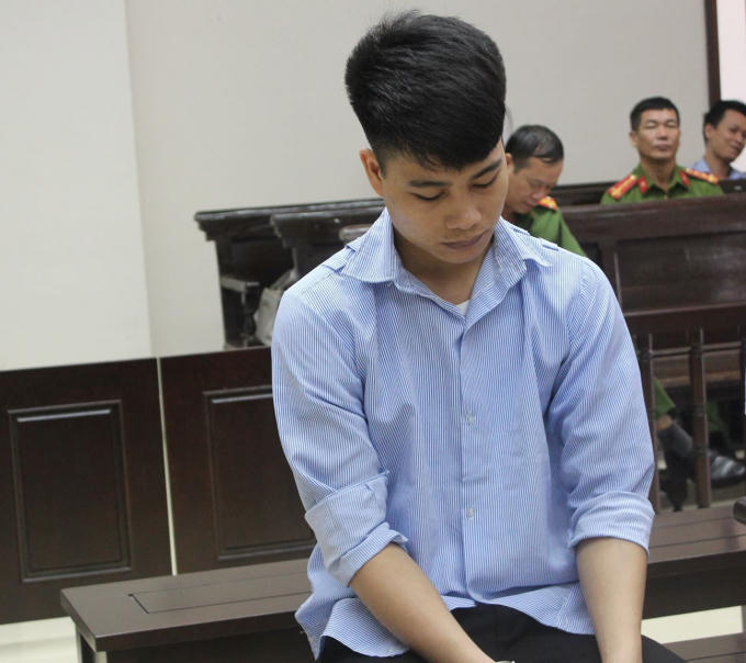 Bị cáo Hoàng Văn Tuấn.