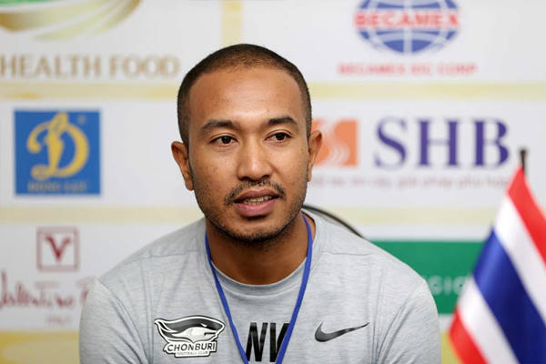 HLV U19 Chonburi đổ lỗi cho nhiều yếu tố khiến đội bóng của ông bị thua