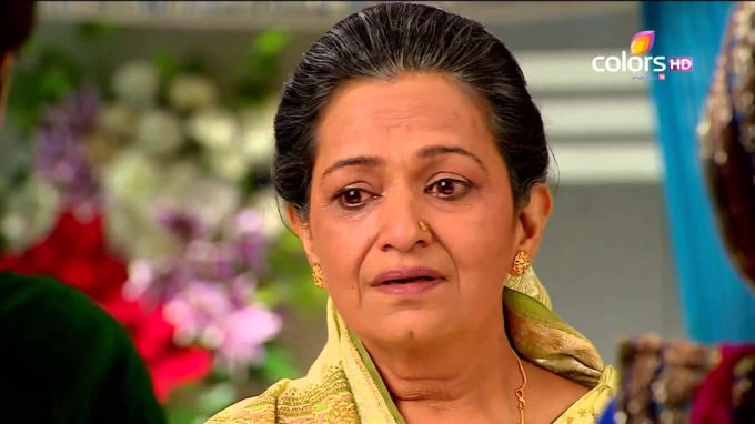 Người y tá năm xưa đỡ đẻ cho Ira.