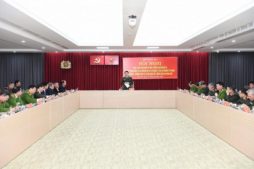 Đại tướng Lương Tam Quang, Bộ trưởng Bộ Công an chủ trì Hội nghị.