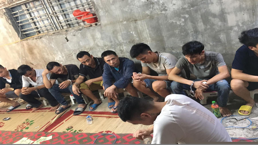 Các đối tượng bị bắt giữ.
