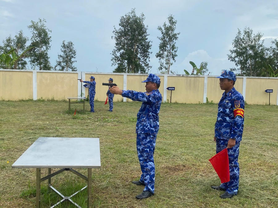 Thực hành bắn súng K54