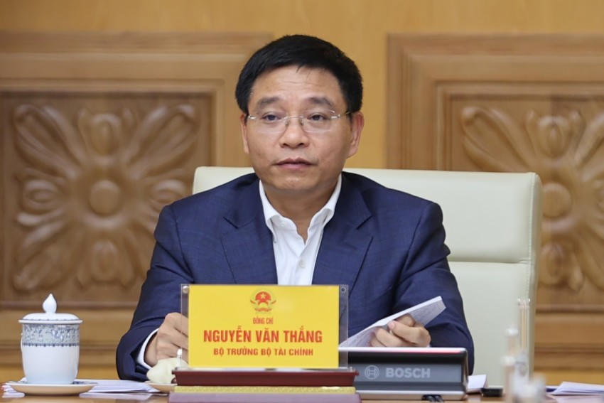 Bộ trưởng Bộ Tài chính Nguyễn Văn Thắng phát biểu.