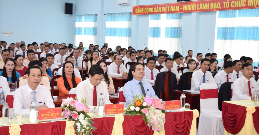 Đại biểu tham dự Đại Hội.
