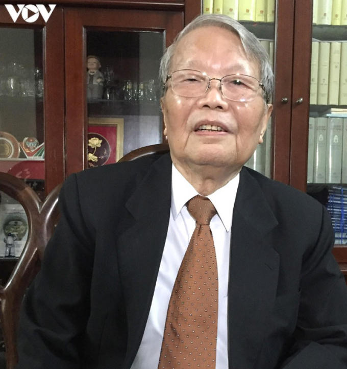 Anh77.