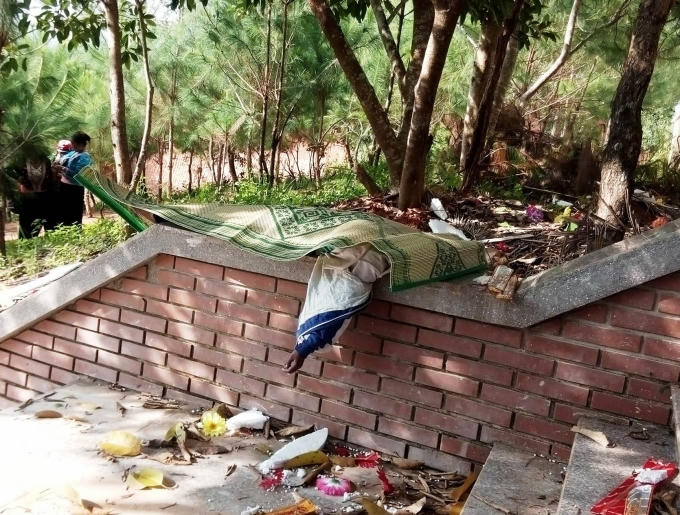 Thi thể nạn nhân được phát hiện tại hiện trường.