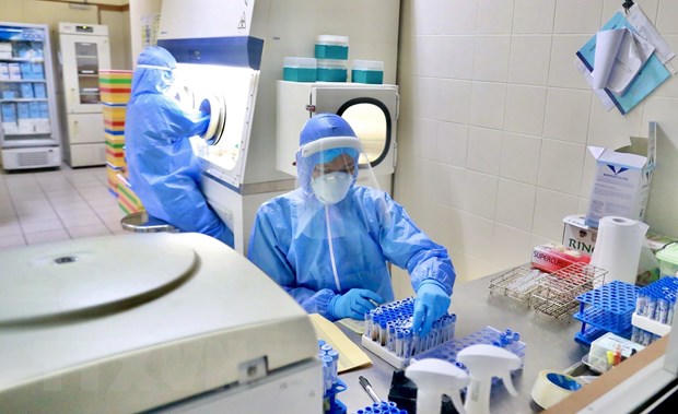 Thủ tướng chỉ đạo triển khai các giải pháp bảo đảm đủ thuốc, trang thiết bị y tế. Ảnh Internet