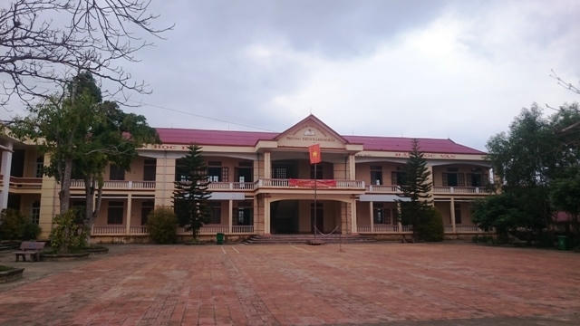 Nam sinh Đỗ Lân Anh đang nằm trong đội tuyển sinh sinh giỏi của Trường THCS Định Hòa để tham gia thi cấp huyện.