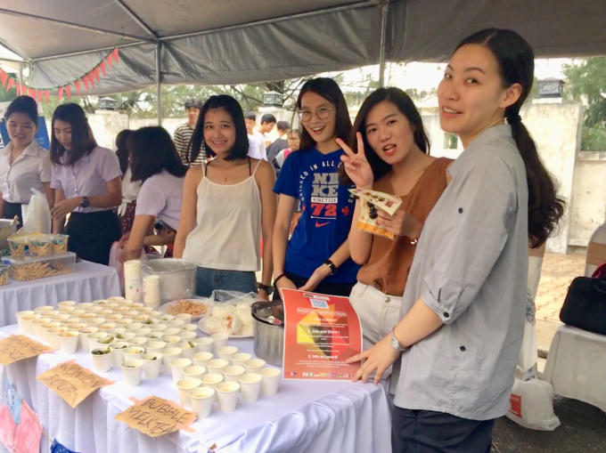 Hơn 300 sinh viên quốc tế tới Đà Nẵng học tập từ 15 quốc gia tham dự.