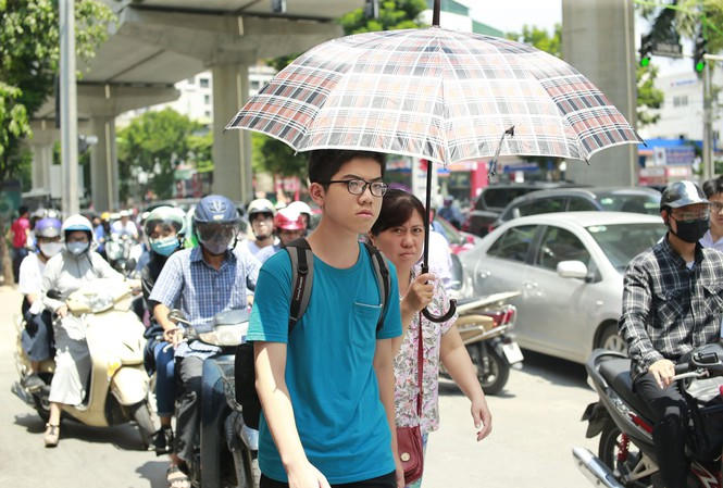 Anh10.
