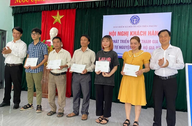 Bưu điện tỉnh Quảng Nam có nhiều đóng góp tích cực cho ngành BHXH
