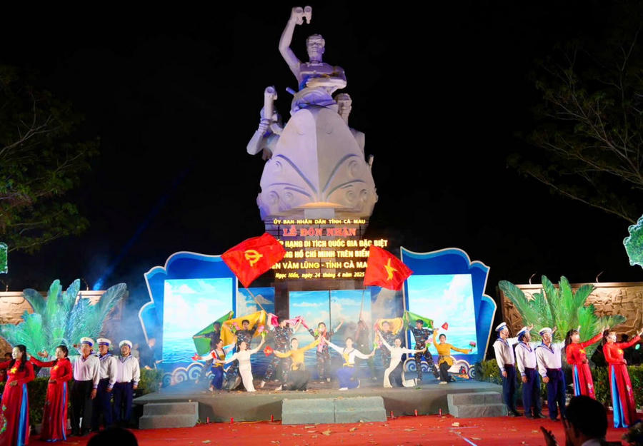 Hoạt cảnh cải lương “Vàm Lũng - khúc tráng ca bất tử”.