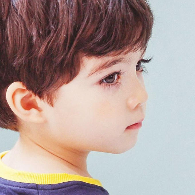 Đôi mắt "đầy quyến rũ" của thiên thần nhí.