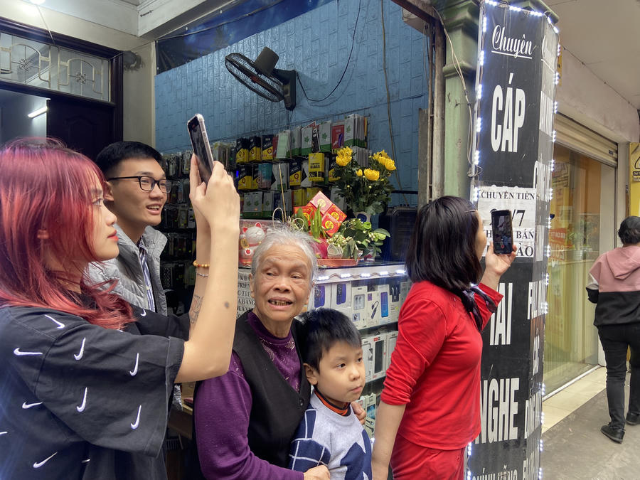 ee17242f7c68a136f879