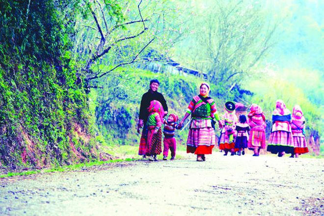 Xu&acirc;n về tr&ecirc;n bản người M&ocirc;ng. Ảnh internet