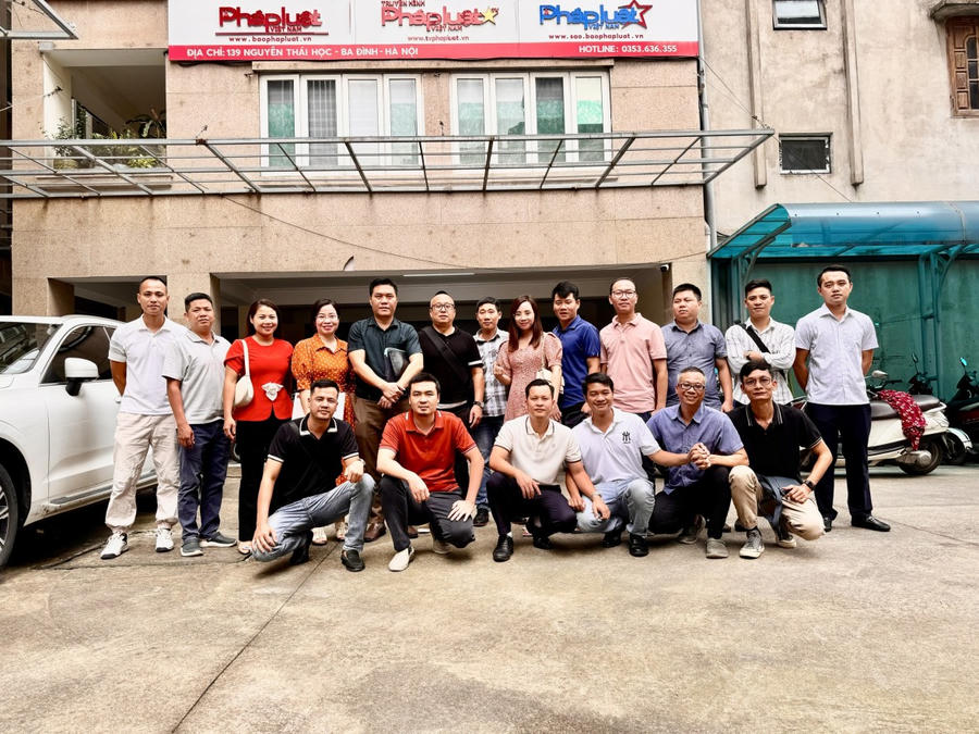 Trong đội ngũ cán bộ, phóng viên Ban Chuyên đề hiện nay có nhiều người đã tham gia xây dựng chuyên trang Pháp Luật+ từ những ngày đầu tiên.