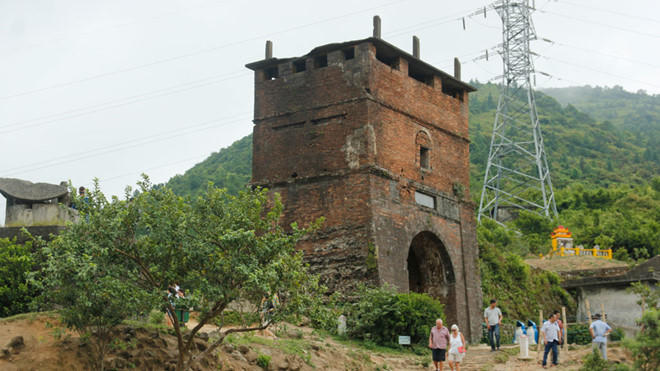 Di tích Hải Vân quan. HOÀNG SƠN.