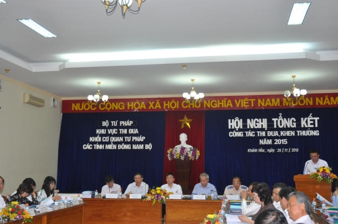 Quang cảnh hội nghị sáng 25/11. Ảnh: Ngọc Trìu