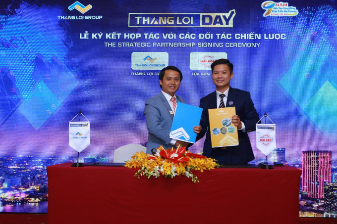 Thắng Lợi Group ký kết hợp tác phát triển hơn 1.000 nhà phố tại huyện Đức Hòa và Cần Giuộc (Long An) cùng Tập đoàn Hải Sơn, với tổng giá trị đầu tư hơn 2.000 tỷ.