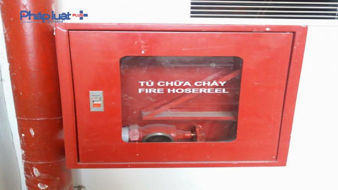 Lối thoát hiểm nhiều vị trí chưa được trang bị các thiết bị PCCC