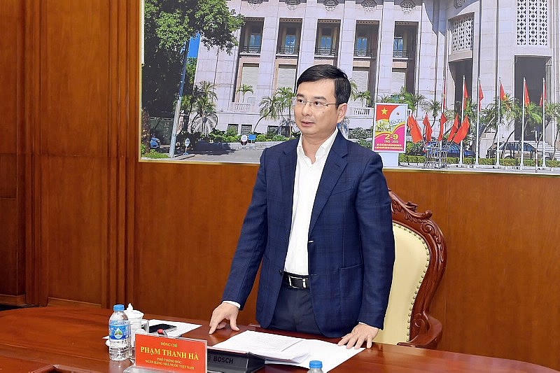 Phó Thống đốc Phạm Thanh Hà phát biểu chỉ đạo tại cuộc họp.