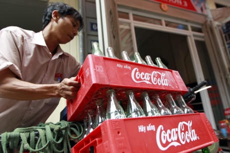 Coca Cola từng bị chỉ trích trốn thuế tại nhiều nước, gồm Việt Nam. Ảnh: Reuters.