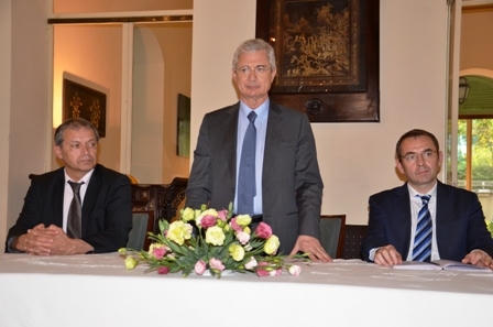 Chủ tịch Quốc hội Pháp cùng Đại sứ Pháp tại Việt Nam gặp mặt báo giới tại TPHCM.