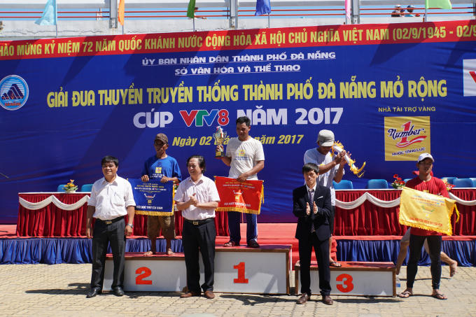 Đội nam quận Hải Châu đoạt cup vô địch, Hòa Vang 2 xếp hạng nhì và thứ 3 là quận Liên Chiểu.