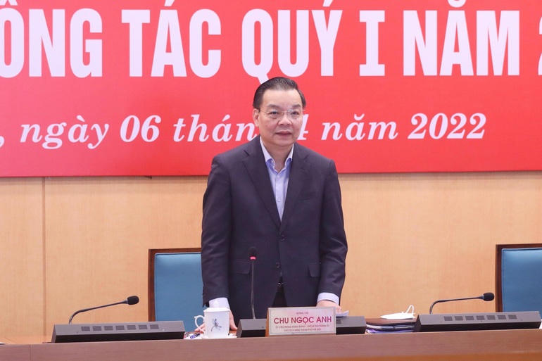 Chủ tịch Chu Ngọc Anh khẳng định, từ việc kiểm soát tốt dịch bệnh, Thường trực Thành ủy thống nhất sẽ cho mở thêm một số dịch vụ nữa để phục vụ phục hồi sản xuất kinh doanh (Ảnh: Phú Khánh).