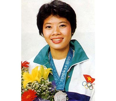 Võ sĩ Taekwondo Trần Hiếu Ngân- VĐV đầu tiên giành HCB của TTVN trên đấu trường Olympic vào năm 2000, tại Sydney