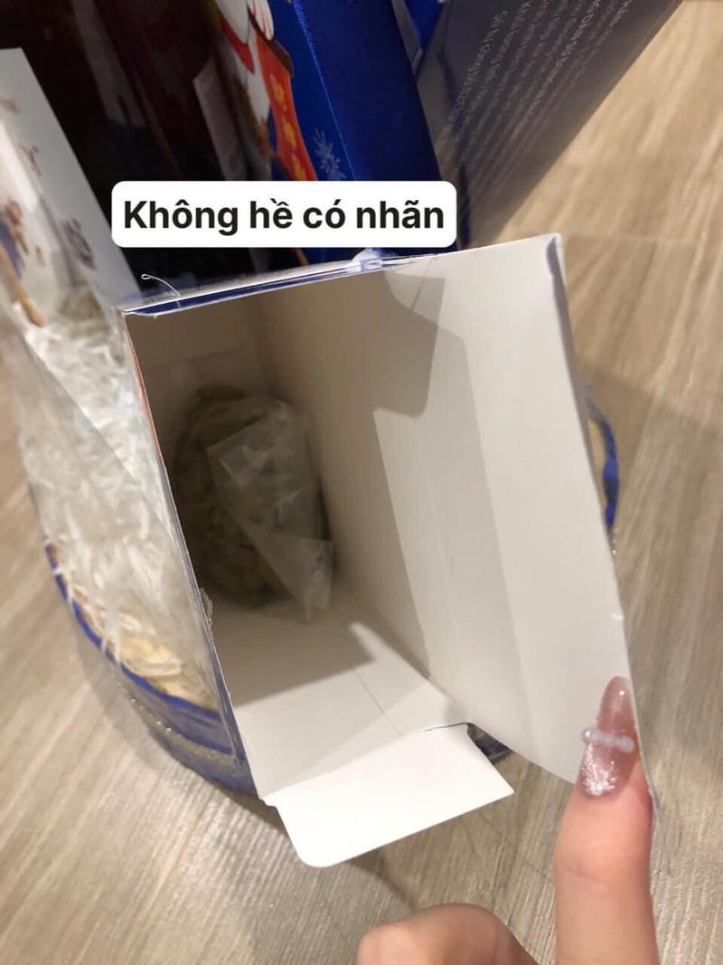 Nhiều sản phẩm thậm chí còn không có tem mác