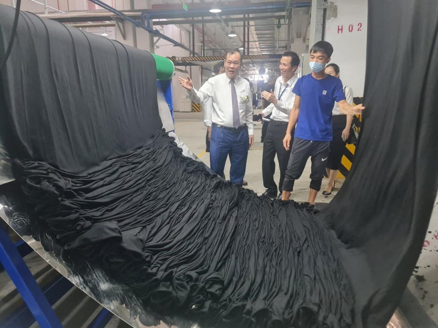 Dây chuyền đang được vận hành.