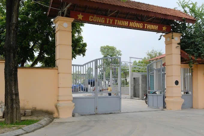 Trụ sở Công ty TNHH Hồng Thịnh ở thôn Lũng Sơn, xã Tiên Du, tỉnh Bắc Ninh.