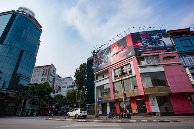 Nhiều chuyên gia cho rằng nếu nhà đầu tư có vốn không phải dùng đến đòn bẩy tài chính thì nên
