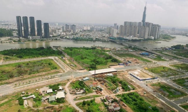 Bỏ cọc đấu giá đất: Giám sát để bảo đảm quyền, lợi ích chính đáng của các bên