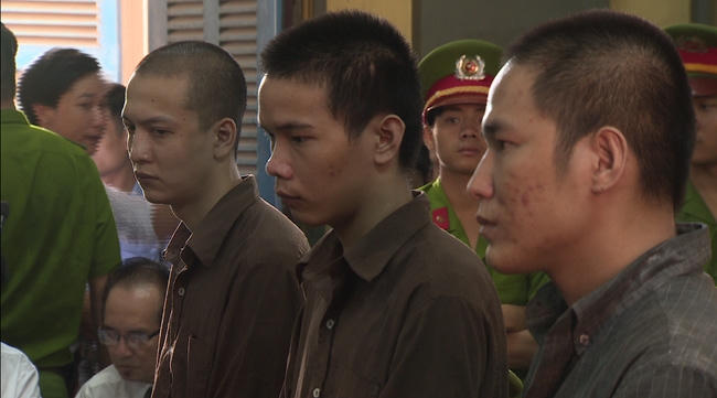 Nguyễn Hải Dương, Nguyễn Hải Dương và Trần Đình Thoại tại tòa