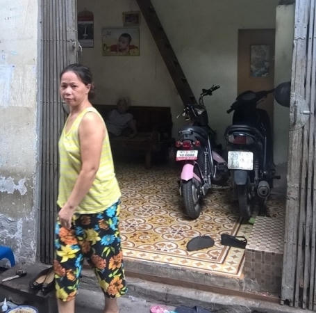 Căn nhà này nếu GPMB chỉ còn hơn 1m chiều rộng.