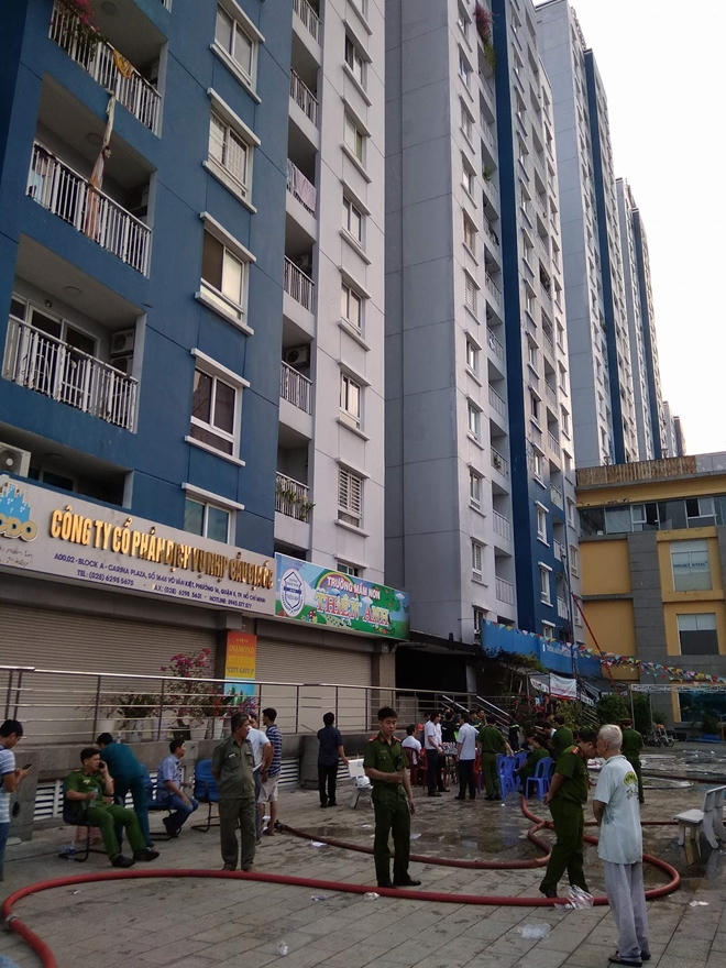 Rất đông lực lượng chức năng có mặt tại hiện trường.